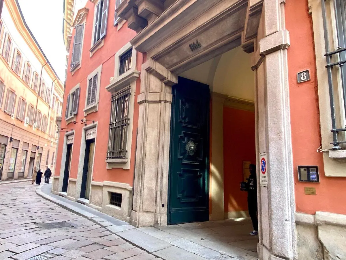 J'Adore Apartment Alla Scala Milan Italy